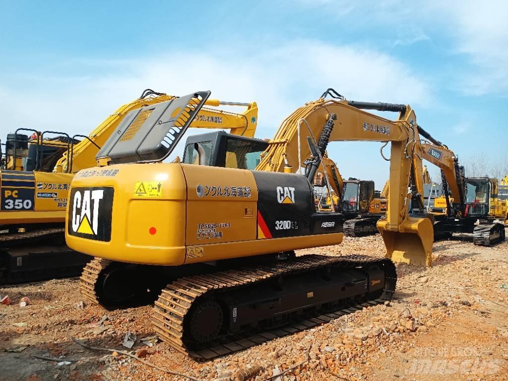 CAT 320D2 중형굴삭기 7톤-28톤