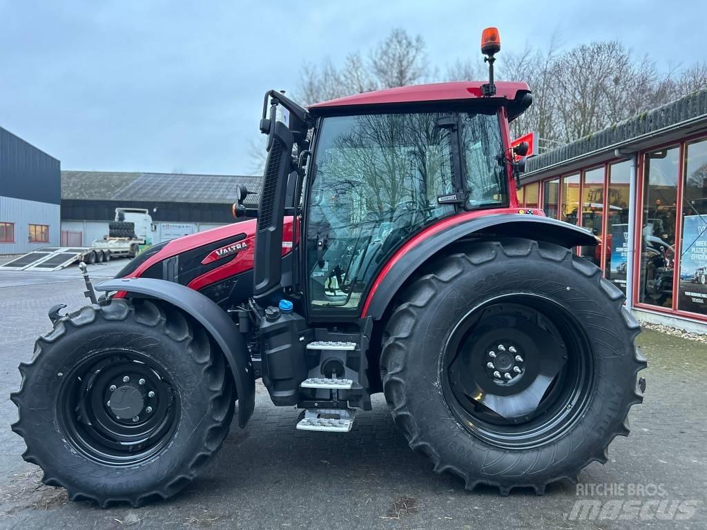 Valtra G125 Active 트랙터