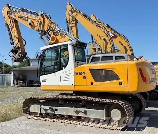 Liebherr R924 SLC 대형 굴삭기 29톤 이상