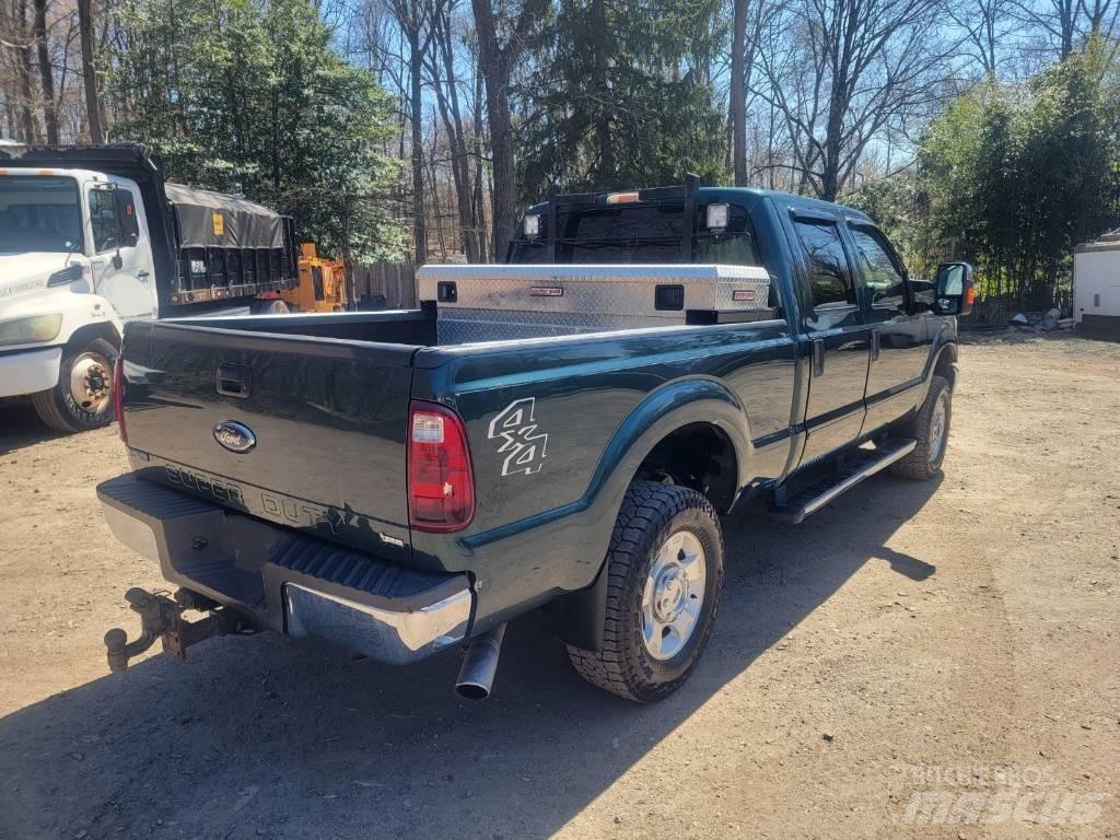 Ford F350 XLT 픽업/드롭사이드