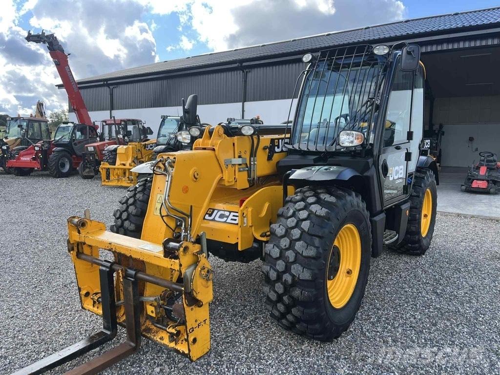 JCB 535-95 텔러 핸들러