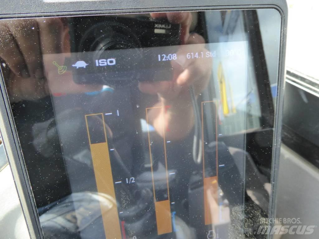 JCB 60 C-2 소형 굴삭기 7톤 미만