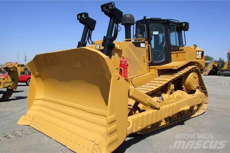 CAT D8R 크롤러 도저
