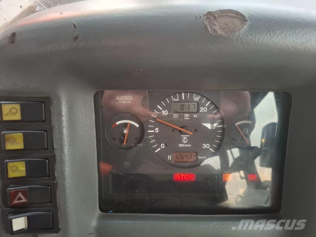 Valtra Valmet 8950 트랙터