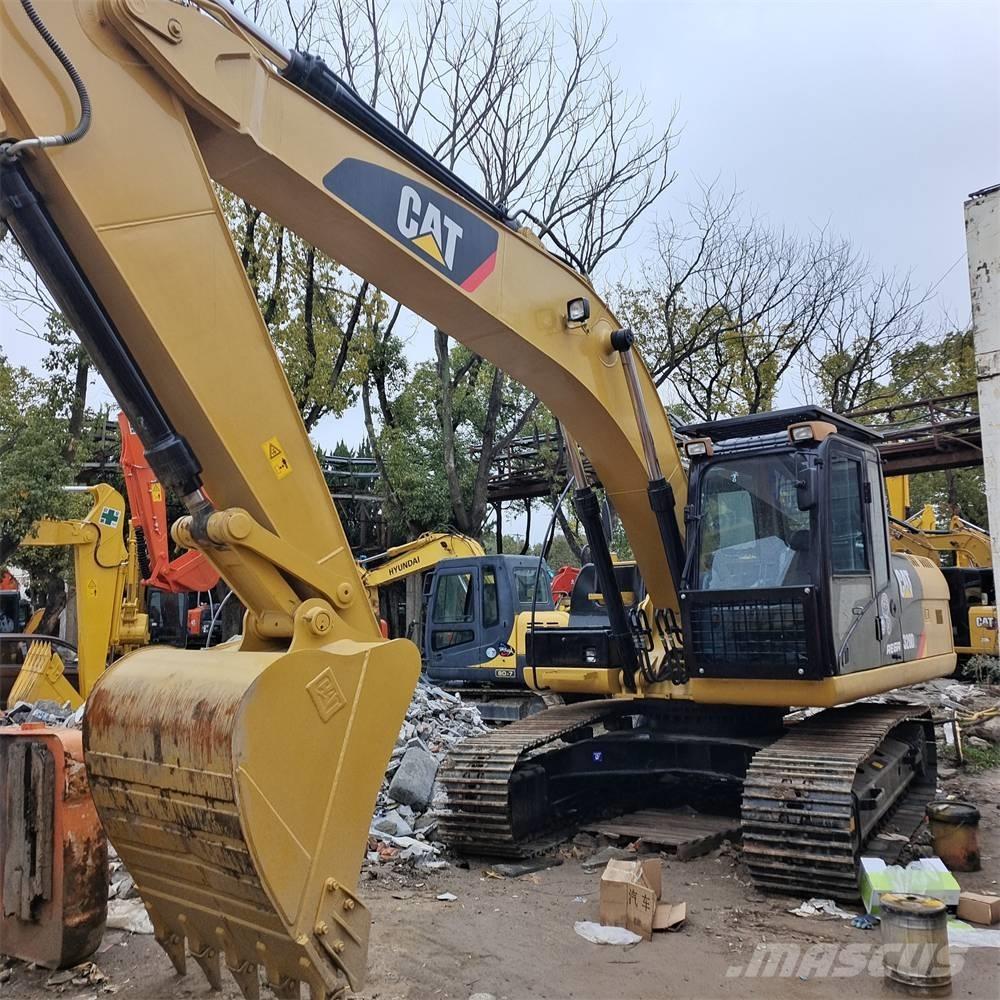 CAT 320 D 대형 굴삭기 29톤 이상