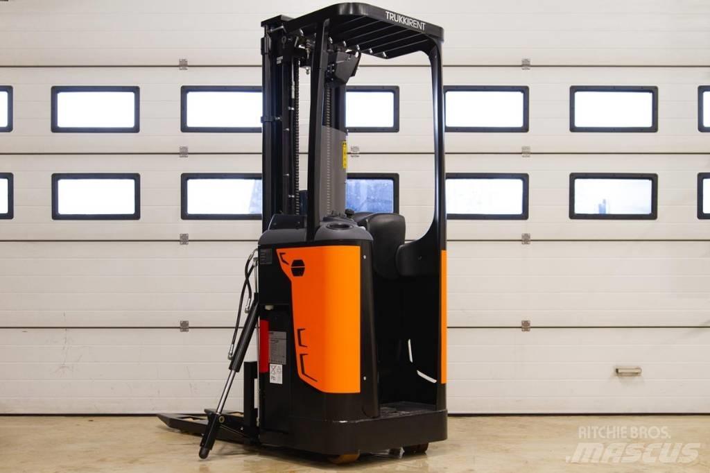 Rocla SST 16 AC 보행식 리치 지게차
