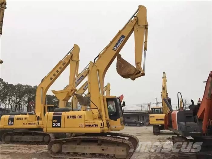 Komatsu PC 200-7 대형 굴삭기 29톤 이상