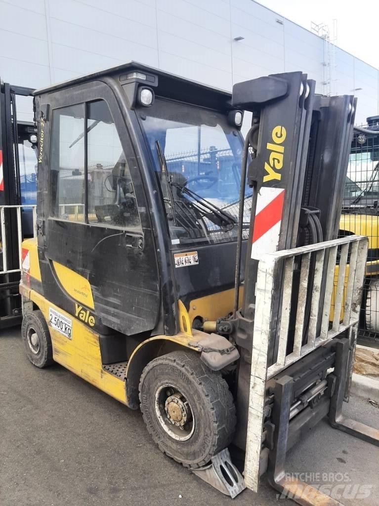 Yale GDP25VX 디젤 지게차