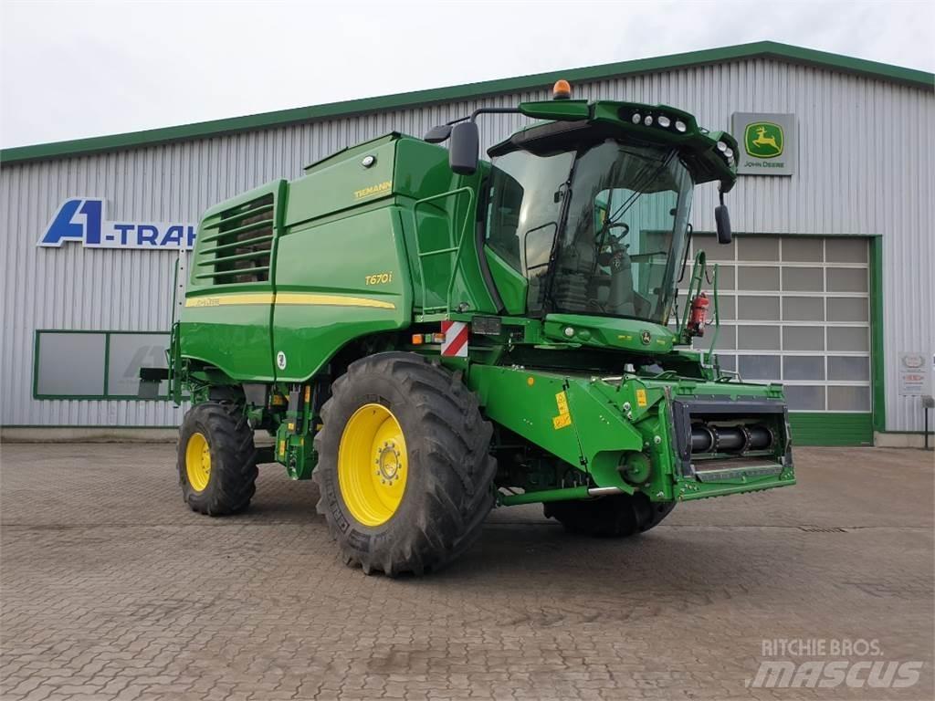 John Deere T670 콤바인 수확기