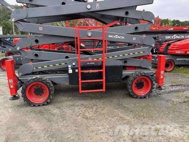 SkyJack SJ9664RT 가위형 리프트