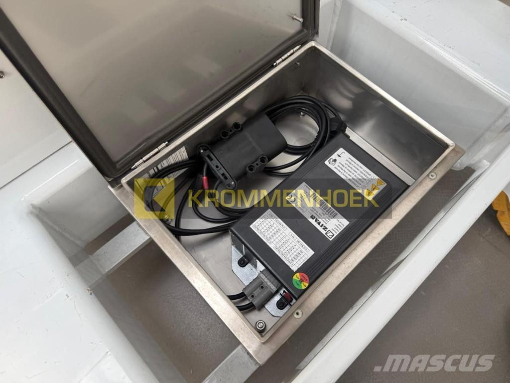 Valla 25E 미니 크레인