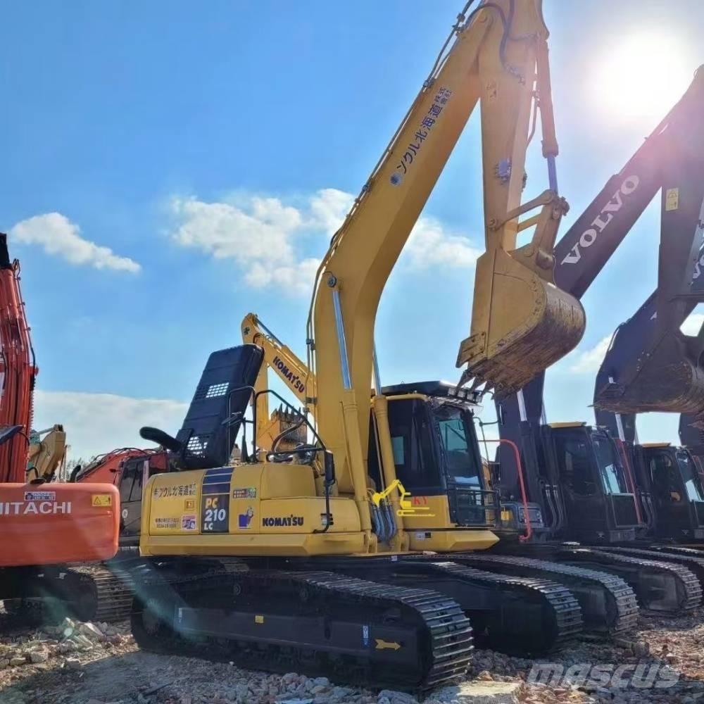 Komatsu PC 210-8 대형 굴삭기 29톤 이상