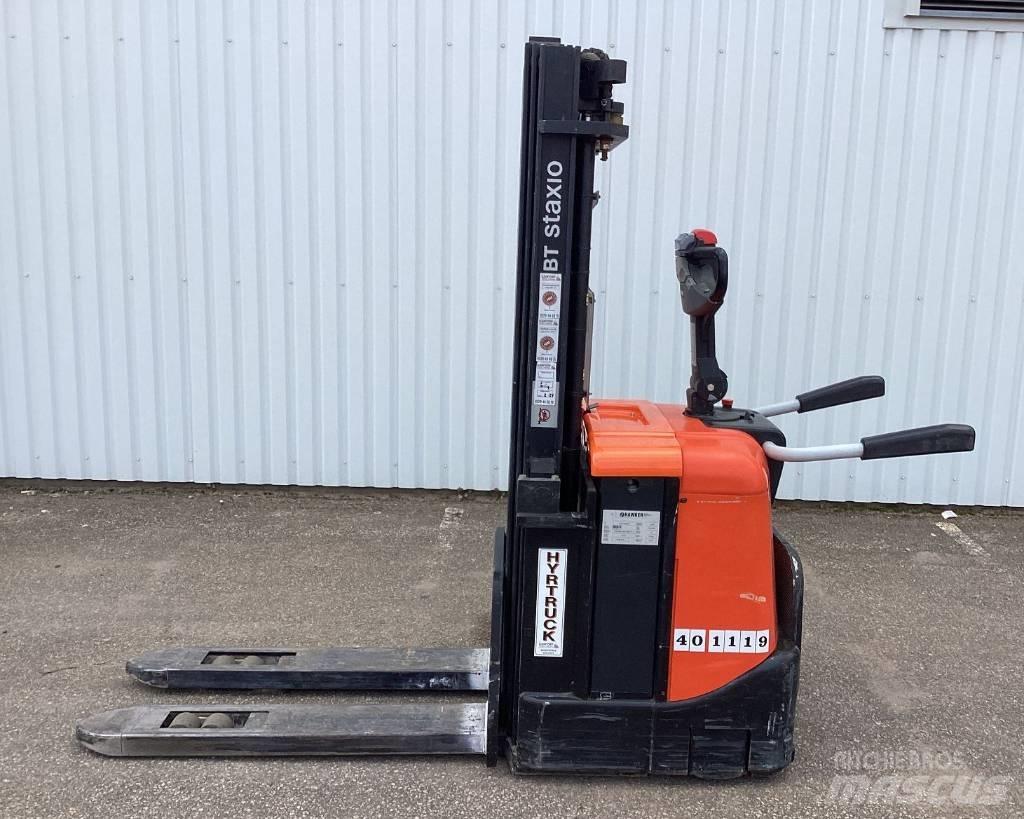 BT SPE 125 보행식 리치 지게차
