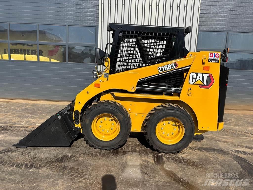 CAT 216B3  휠로우더