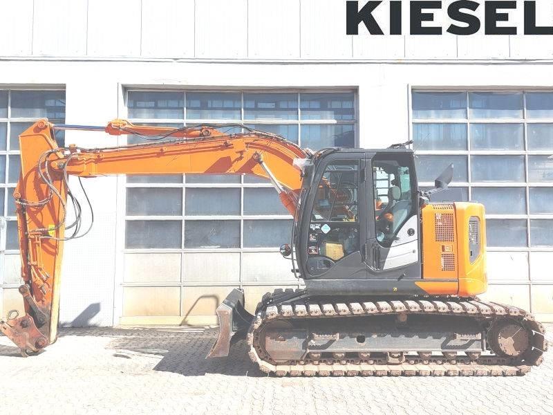 Hitachi ZX 135 US-6 대형 굴삭기 29톤 이상