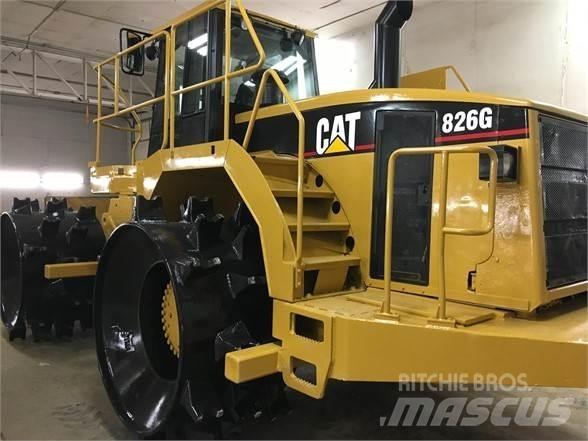 CAT 826G 폐기물 다짐기