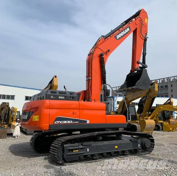 Doosan 300LC-9C 대형 굴삭기 29톤 이상