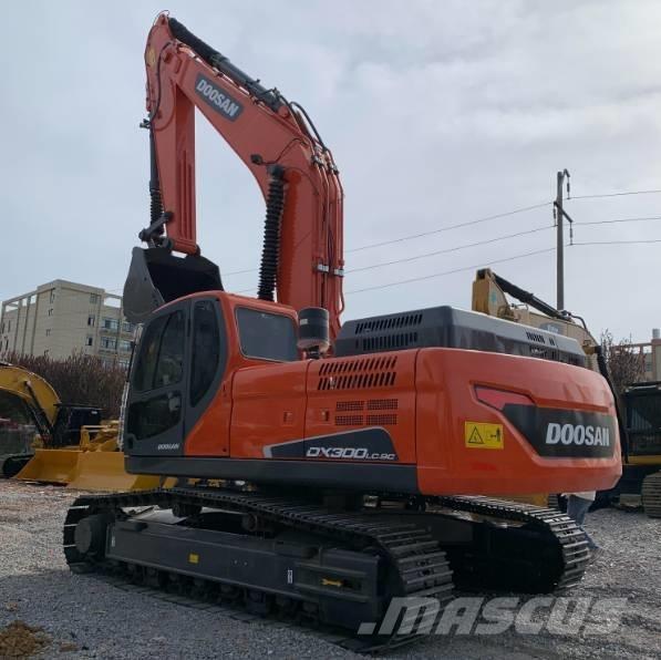 Doosan 300LC-9C 대형 굴삭기 29톤 이상