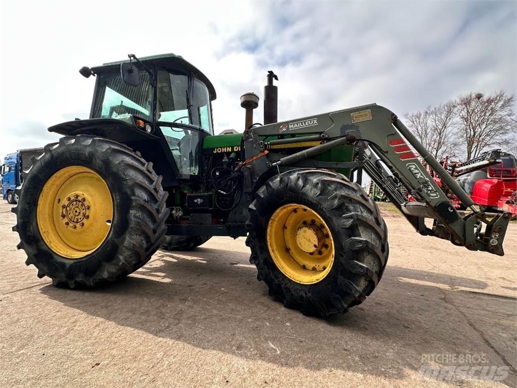 John Deere 4055 트랙터