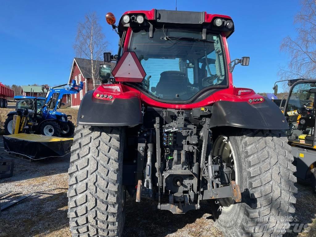 Valtra Valmet N134 트랙터