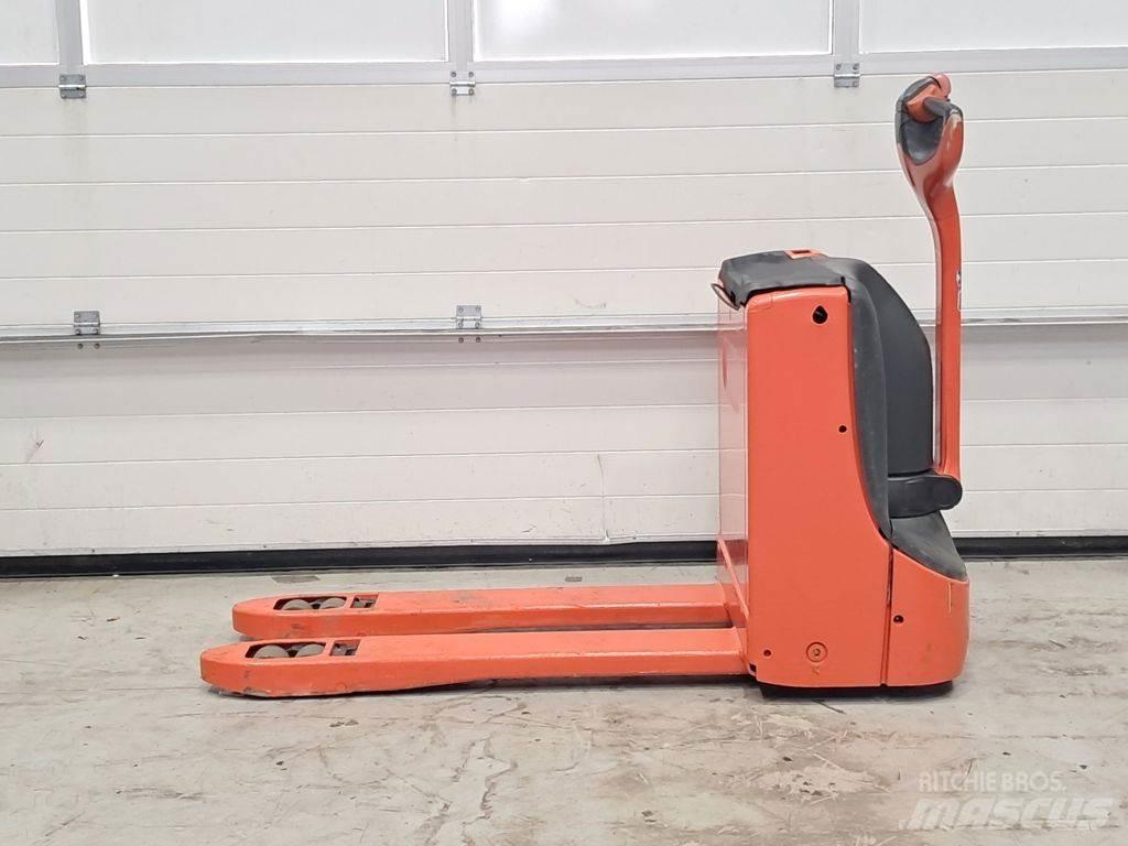 Linde T16 경량 리프터
