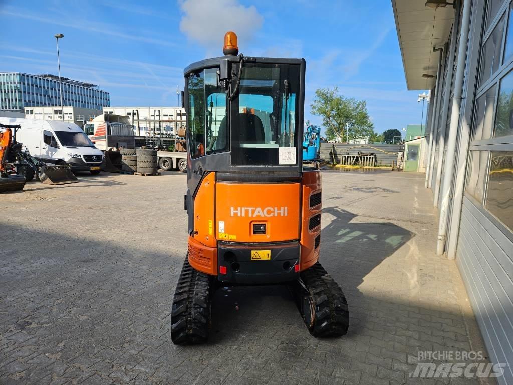 Hitachi ZX26U-6 소형 굴삭기 7톤 미만