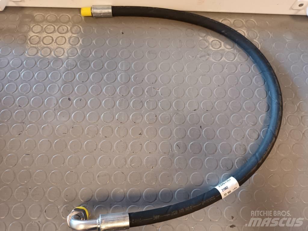 Volvo HOSE 23261167 유압식 기계