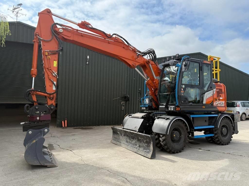 Hitachi ZX 135 W-7  휠 굴삭기