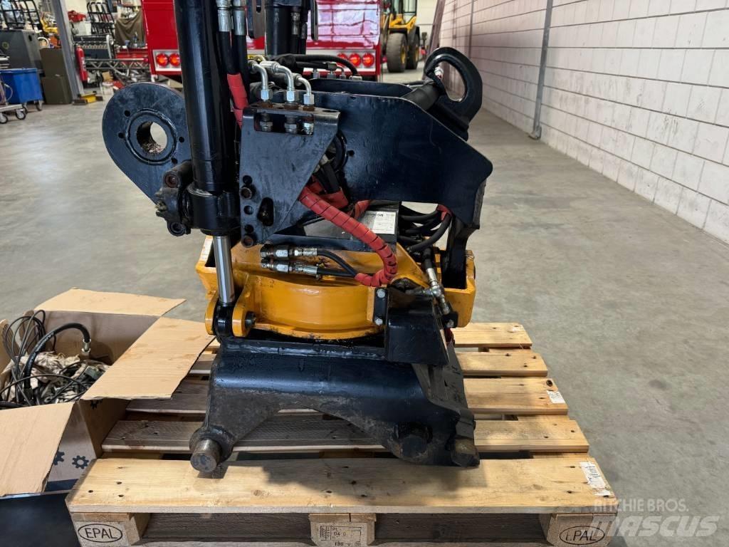 Engcon EC15B-CW30EC 로테이터