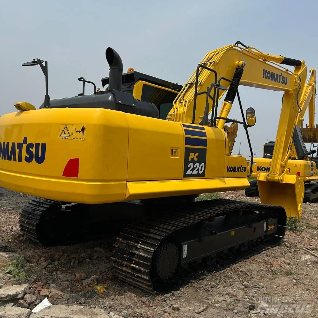 Komatsu 220-8 대형 굴삭기 29톤 이상
