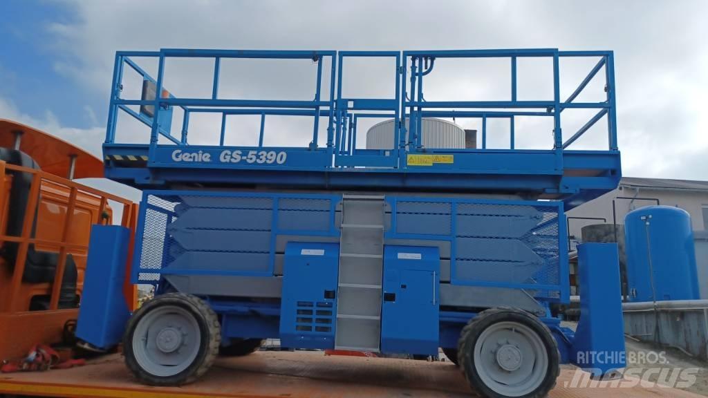 Genie GS 5390 가위형 리프트