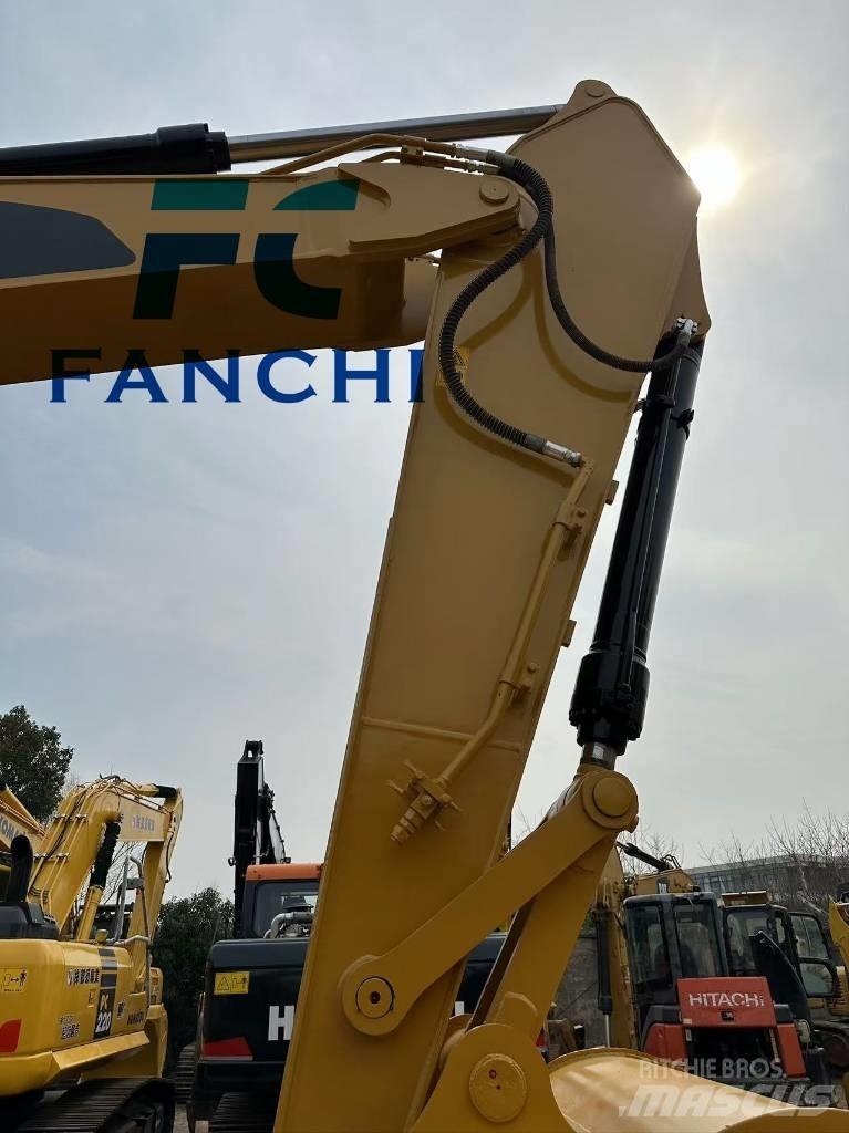 CAT 325 D 대형 굴삭기 29톤 이상