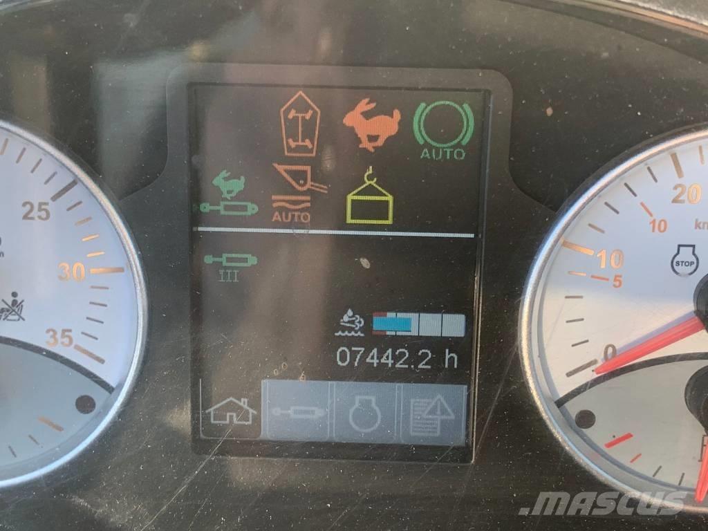 CLAAS Scorpion 732 농업용 텔레 핸들러