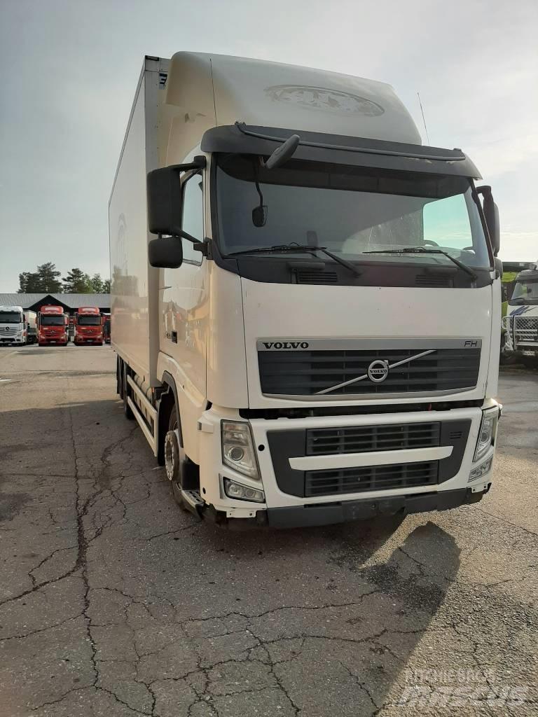 Volvo FH 13 탑차 트럭