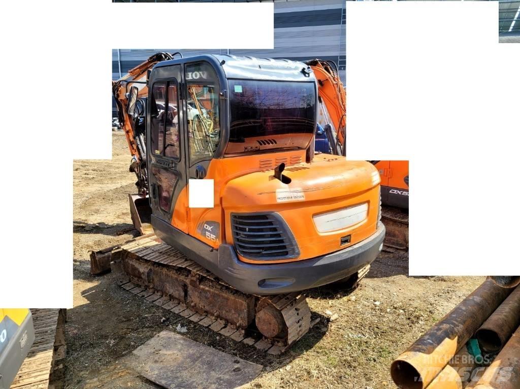 Doosan DX 55 소형 굴삭기 7톤 미만