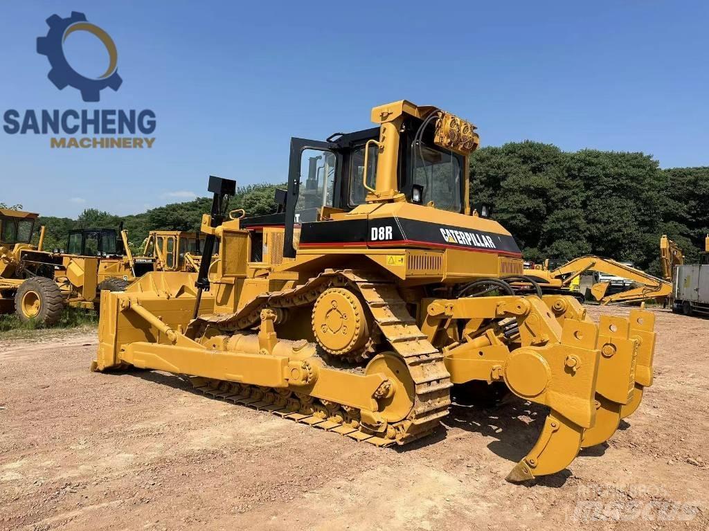CAT D8R 크롤러 도저