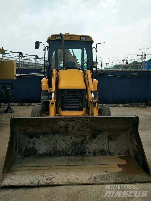 Hyundai R80-7 대형 굴삭기 29톤 이상
