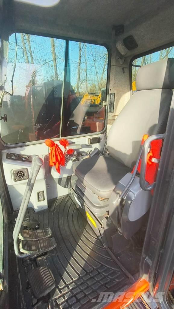 Kubota KX 080 소형 굴삭기 7톤 미만