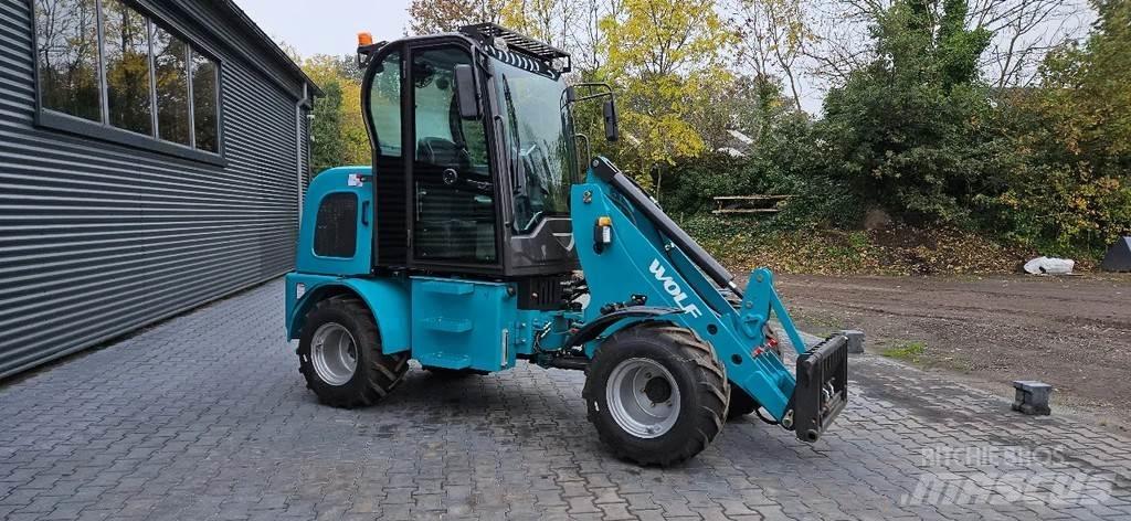 Wolf R906  휠로우더