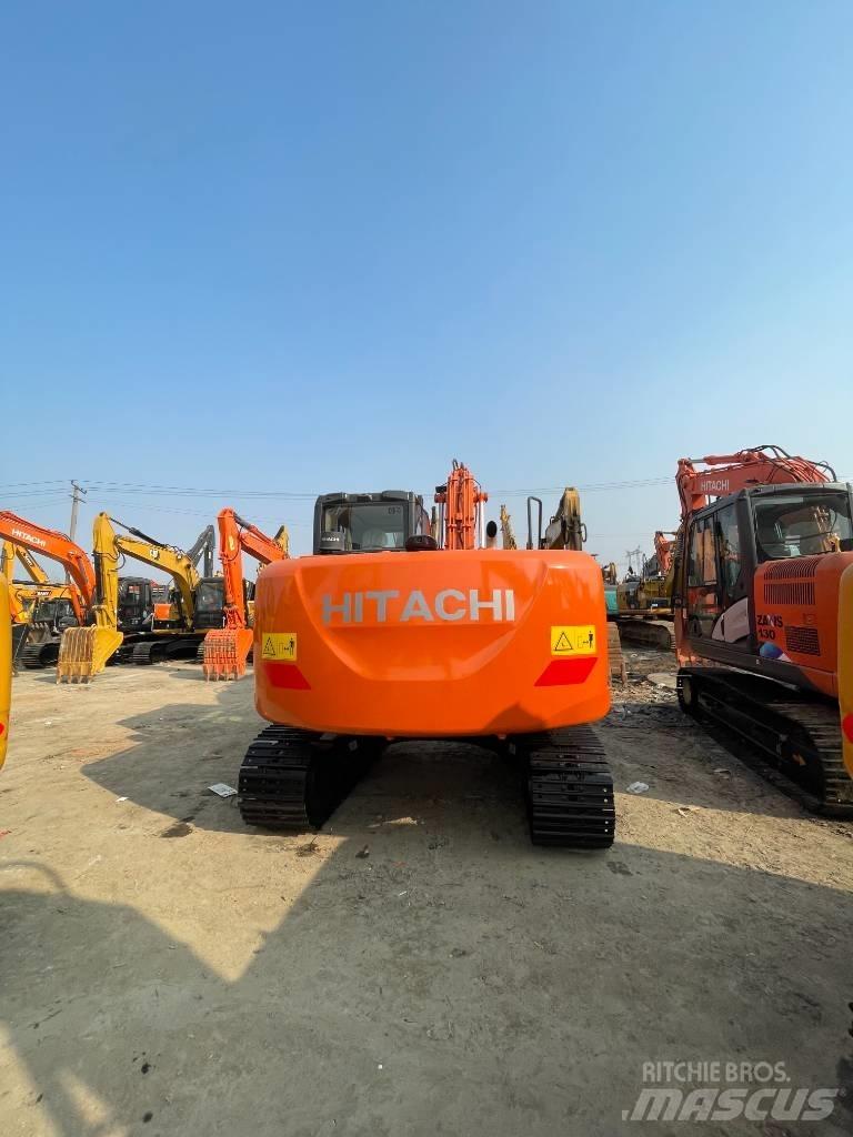 Hitachi ZX 130 대형 굴삭기 29톤 이상