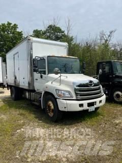 Hino 338 탑차 트럭