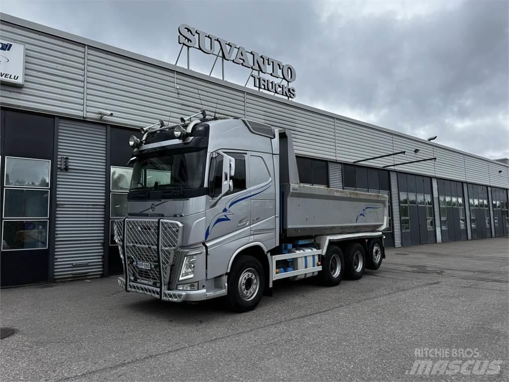 Volvo FH540 8x4 덤프 트럭
