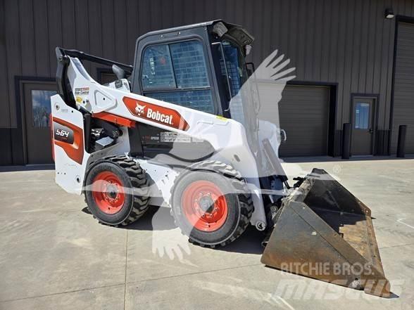 Bobcat S64  스키드로더