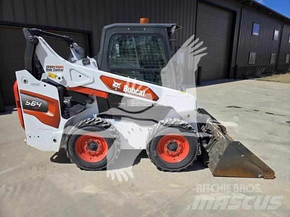 Bobcat S64  스키드로더