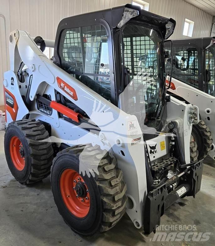 Bobcat S650  스키드로더