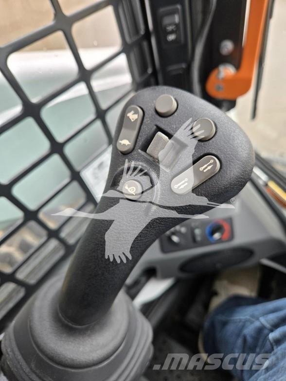 Bobcat S650  스키드로더
