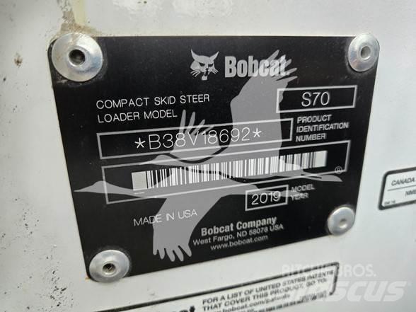 Bobcat S70  스키드로더
