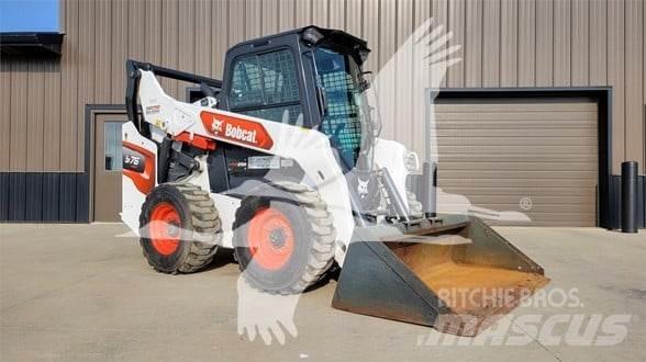 Bobcat S76  스키드로더