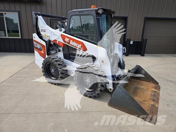 Bobcat S76  스키드로더