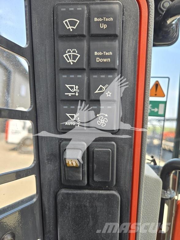Bobcat S76  스키드로더